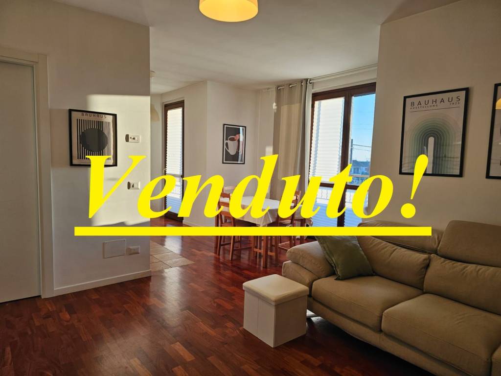 appartamento in vendita a Mediglia in zona Triginto