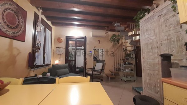 appartamento in vendita a Mediglia in zona San Martino Olearo