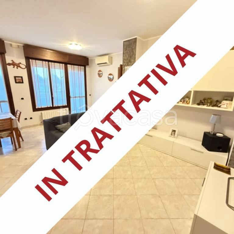 appartamento in vendita a Mediglia in zona Bettolino