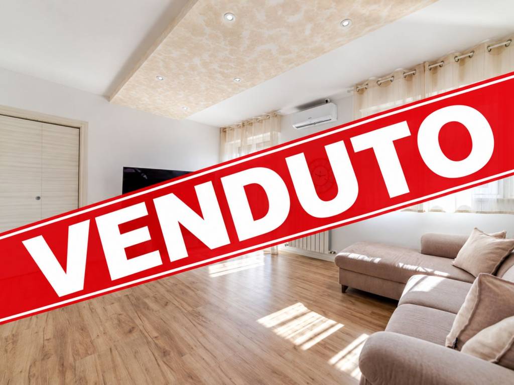 appartamento in vendita a Mediglia in zona Mombretto