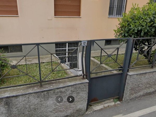 locale commerciale in vendita a Melegnano
