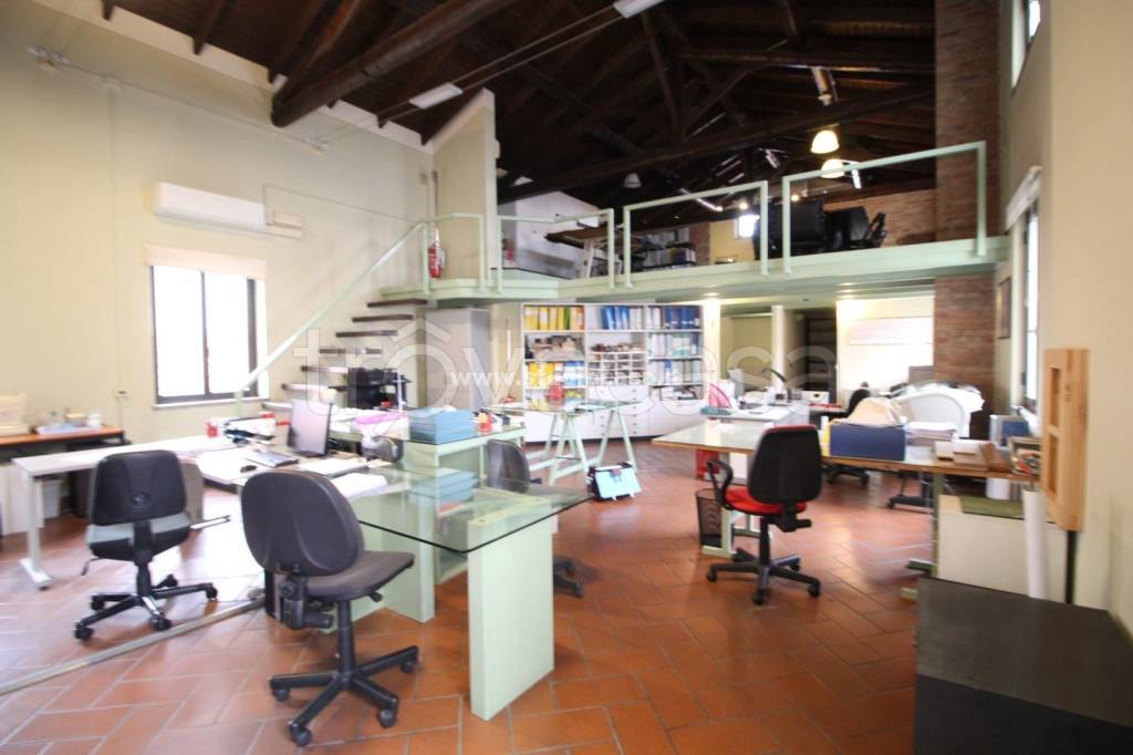 ufficio in vendita a Melegnano