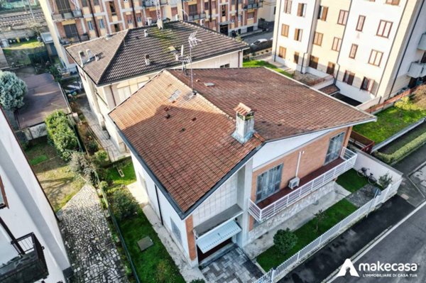 casa indipendente in vendita a Melegnano