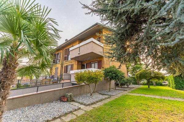 casa indipendente in vendita a Melegnano