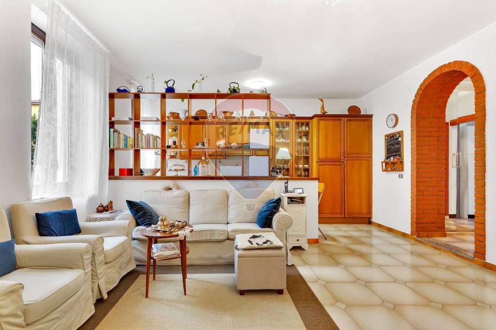 casa indipendente in vendita a Melegnano