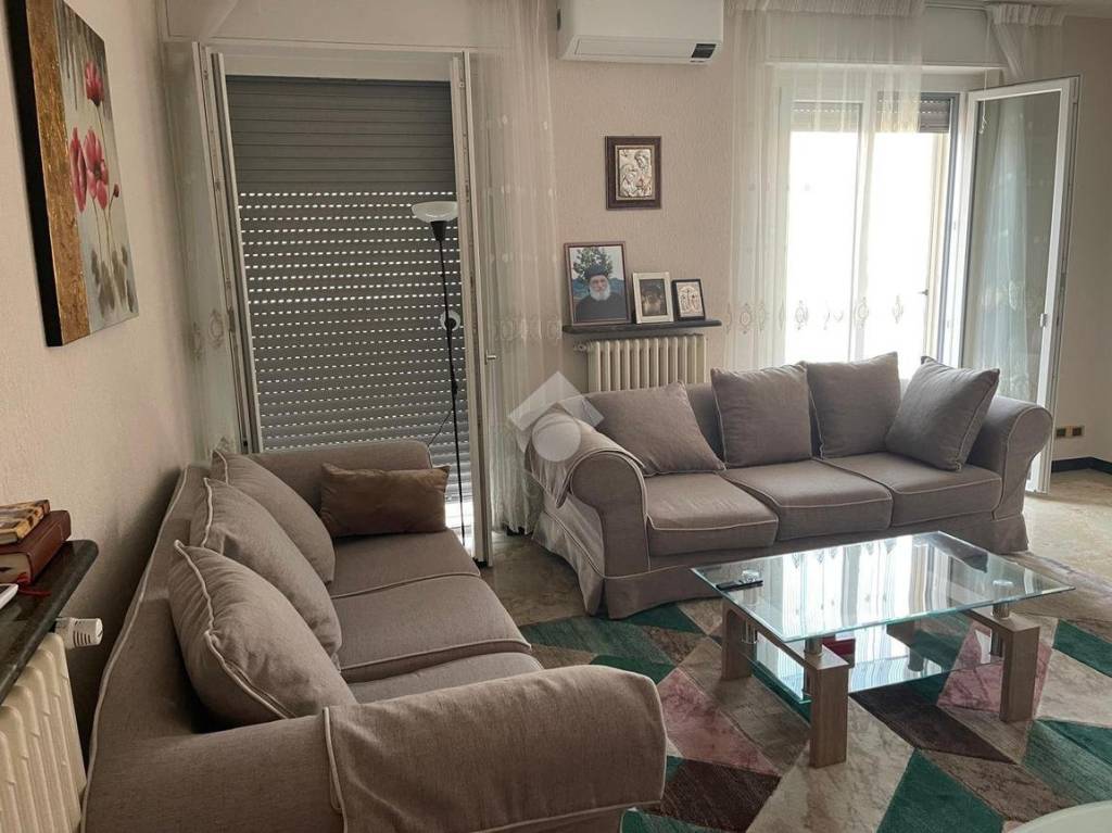 casa indipendente in vendita a Melegnano