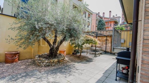 casa indipendente in vendita a Melegnano