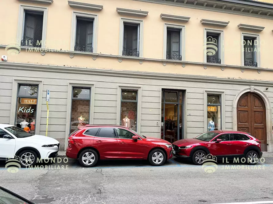 casa indipendente in vendita a Melegnano