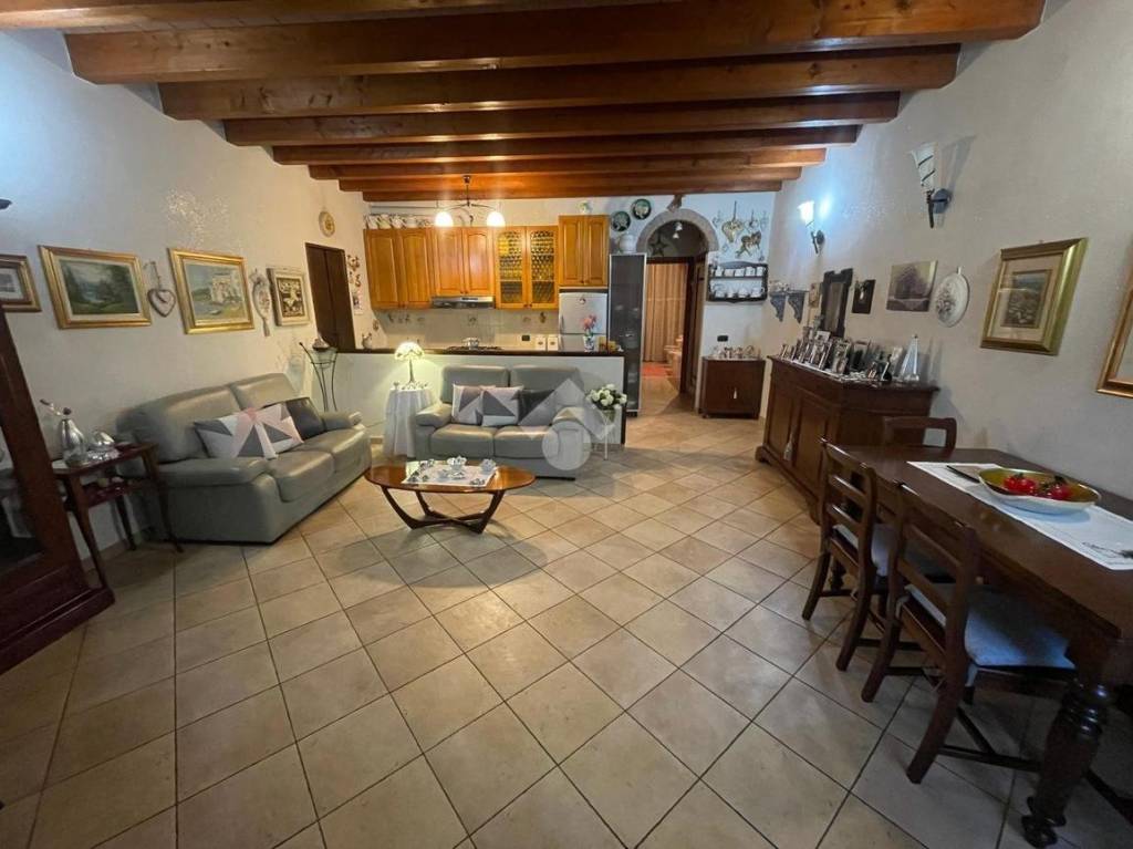 appartamento in vendita a Melegnano