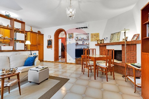 casa indipendente in vendita a Melegnano