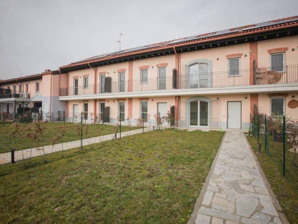 casa indipendente in vendita a Melegnano