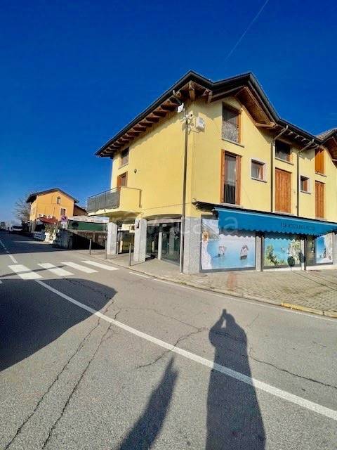 negozio in vendita a Melegnano
