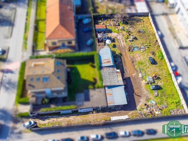 terreno edificabile in vendita a Melegnano