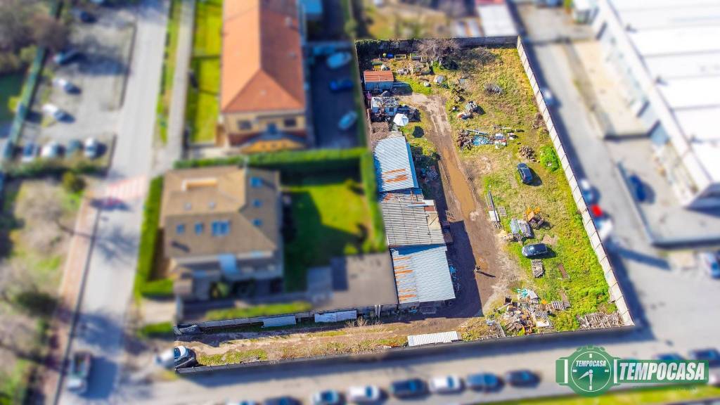 terreno edificabile in vendita a Melegnano