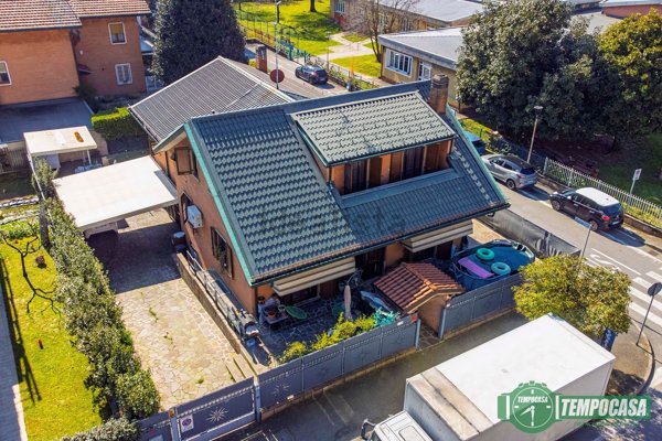 casa indipendente in vendita a Melegnano