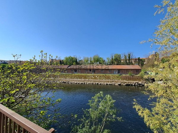 capannone in vendita a Melegnano