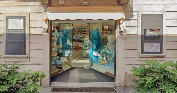 negozio in vendita a Melegnano