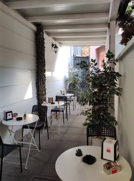 negozio in vendita a Melegnano