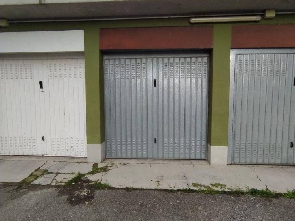 box auto in vendita a Melegnano
