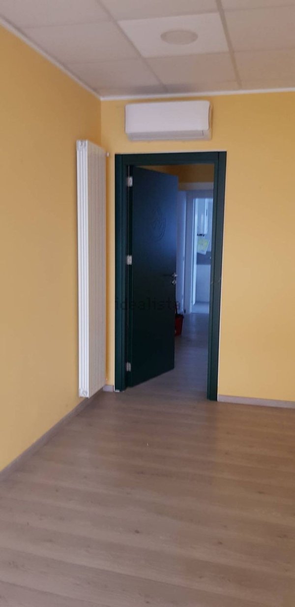 negozio in vendita a Melzo