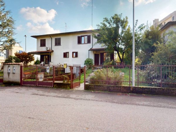 casa indipendente in vendita a Melzo