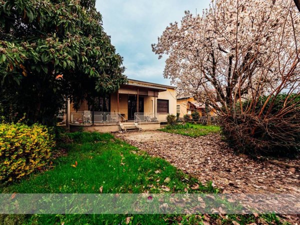 casa indipendente in vendita a Melzo