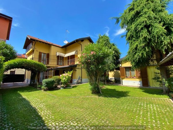 casa indipendente in vendita a Melzo