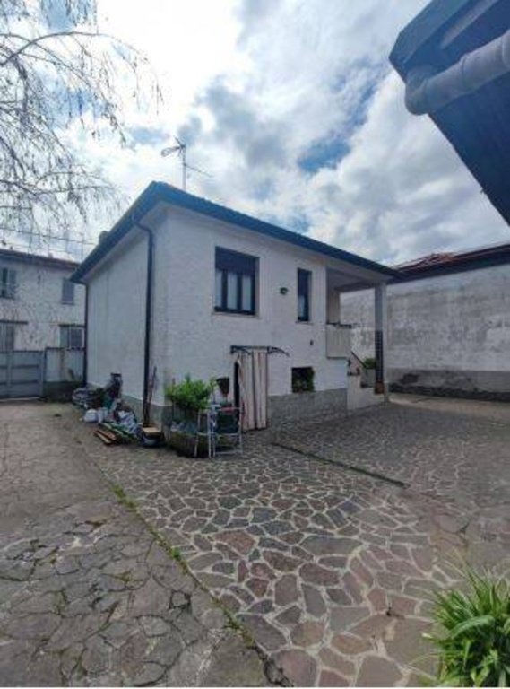 casa indipendente in vendita a Melzo