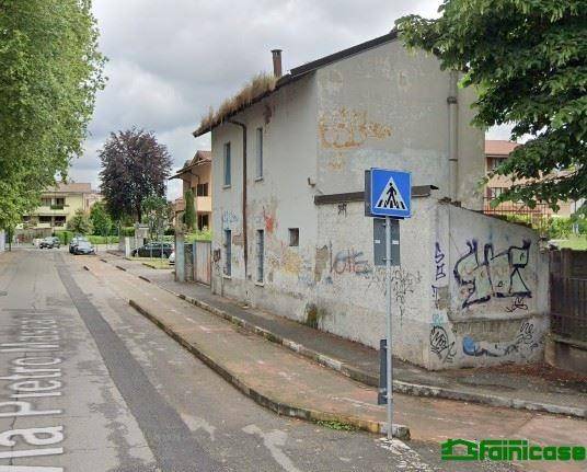 casa indipendente in vendita a Melzo