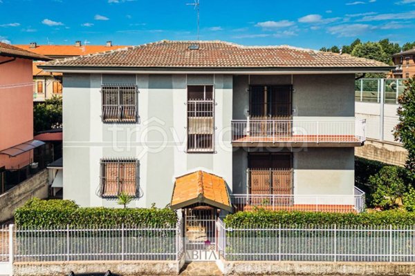 casa indipendente in vendita a Melzo