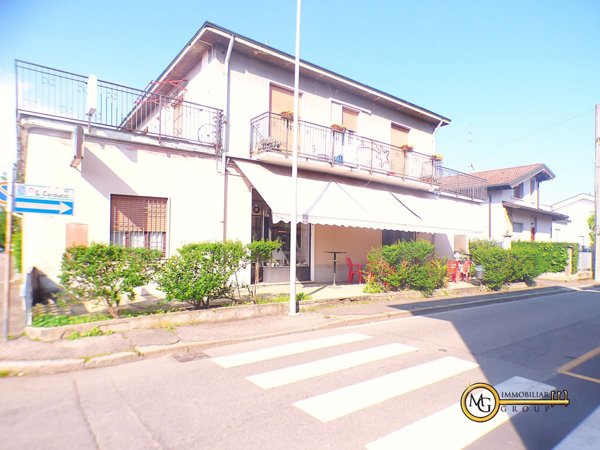 locale commerciale in vendita a Melzo