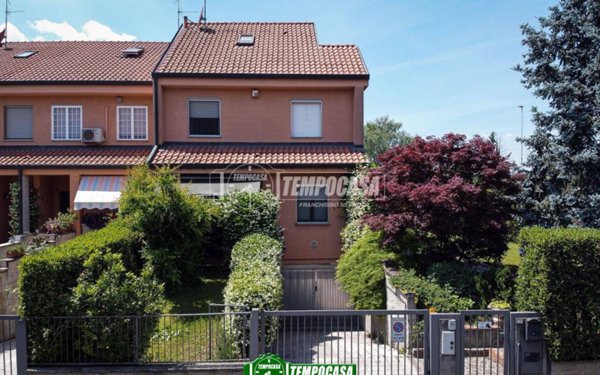 casa indipendente in vendita a Melzo