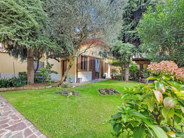 casa indipendente in vendita a Melzo