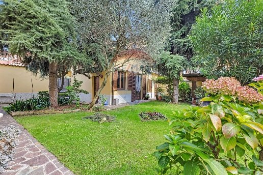 casa indipendente in vendita a Melzo