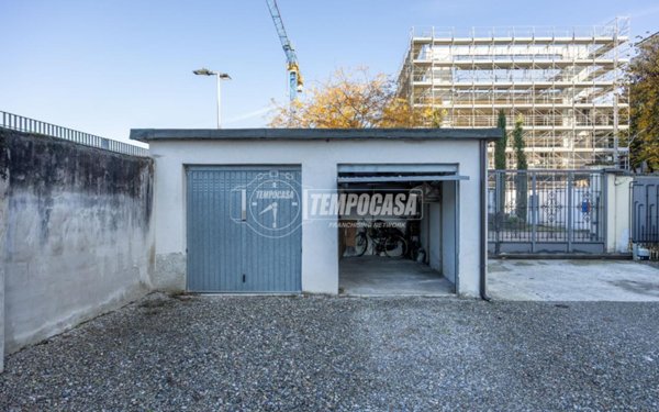 ufficio in vendita a Melzo