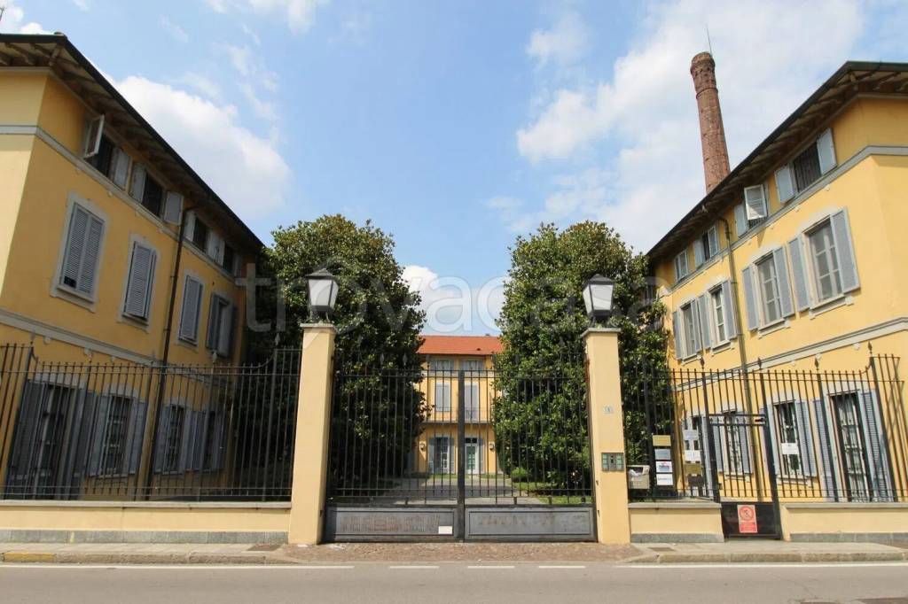 ufficio in vendita a Melzo