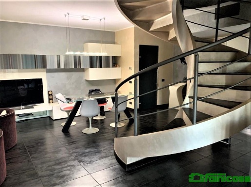 casa indipendente in vendita a Melzo