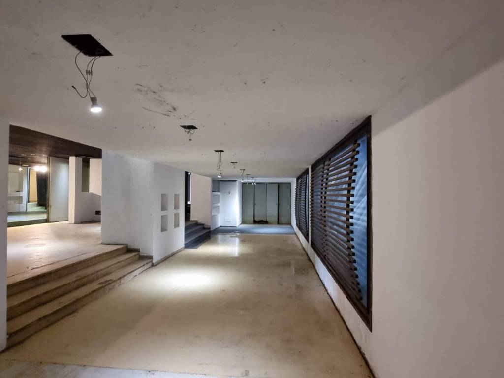 negozio in vendita a Melzo