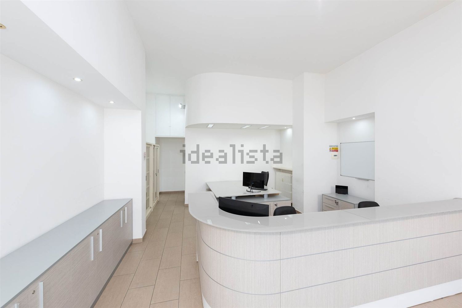 ufficio in vendita a Melzo