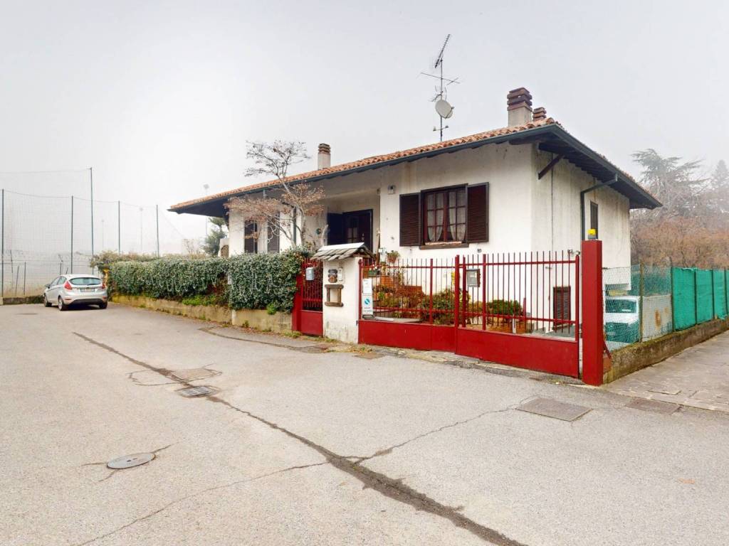 casa indipendente in vendita a Melzo