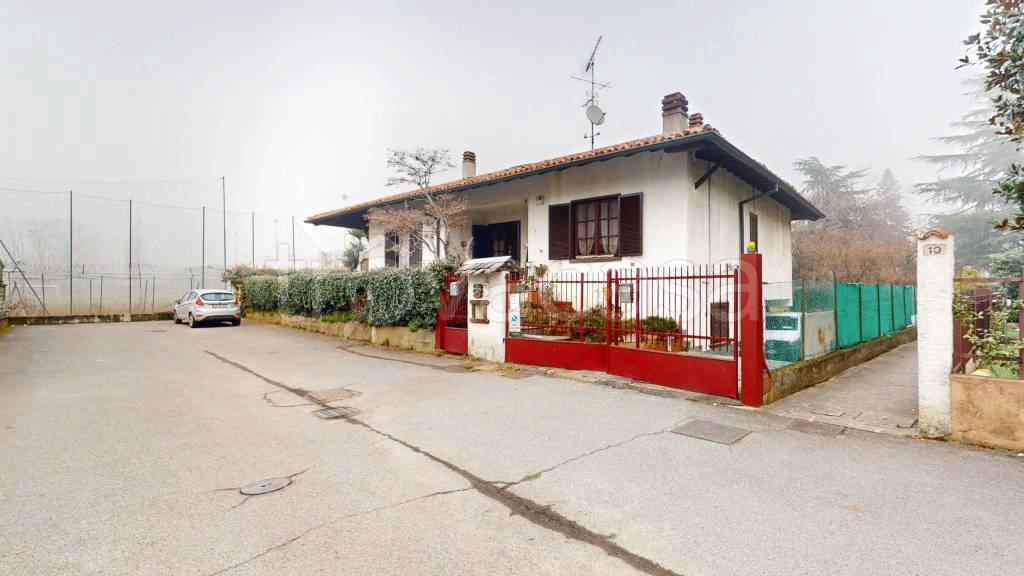 casa indipendente in vendita a Melzo