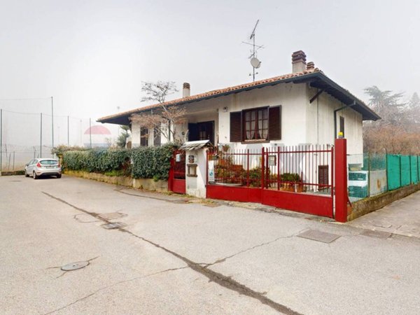 casa indipendente in vendita a Melzo