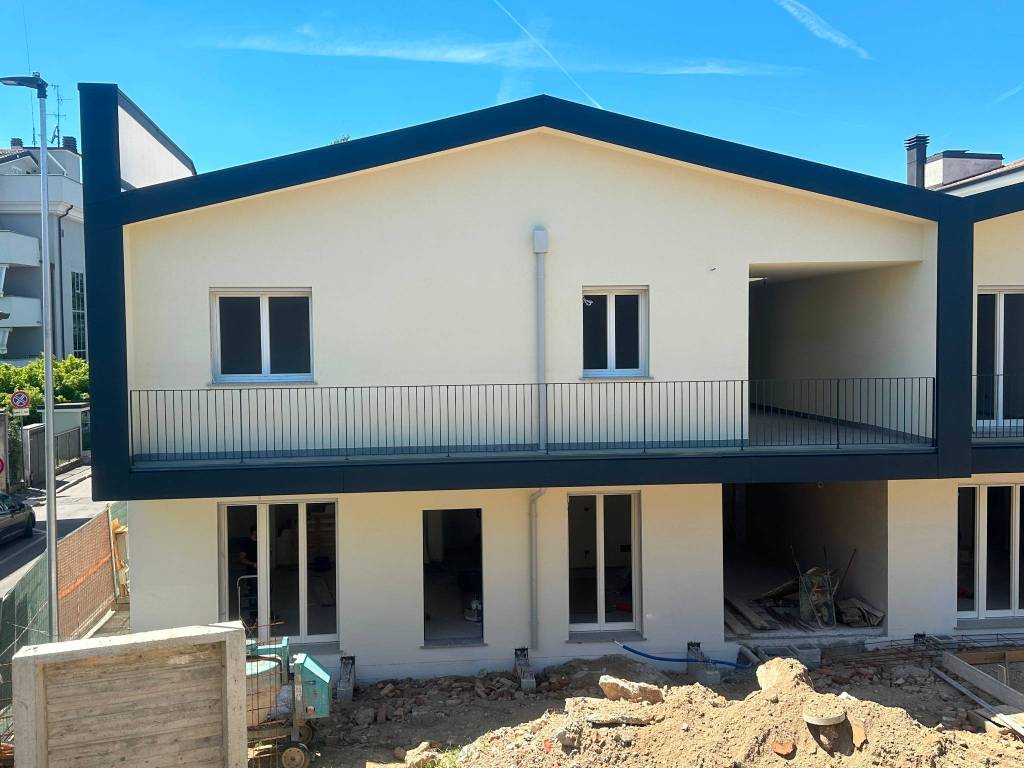 casa indipendente in vendita a Melzo