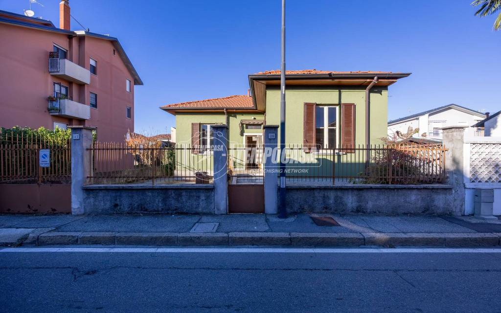 casa indipendente in vendita a Melzo