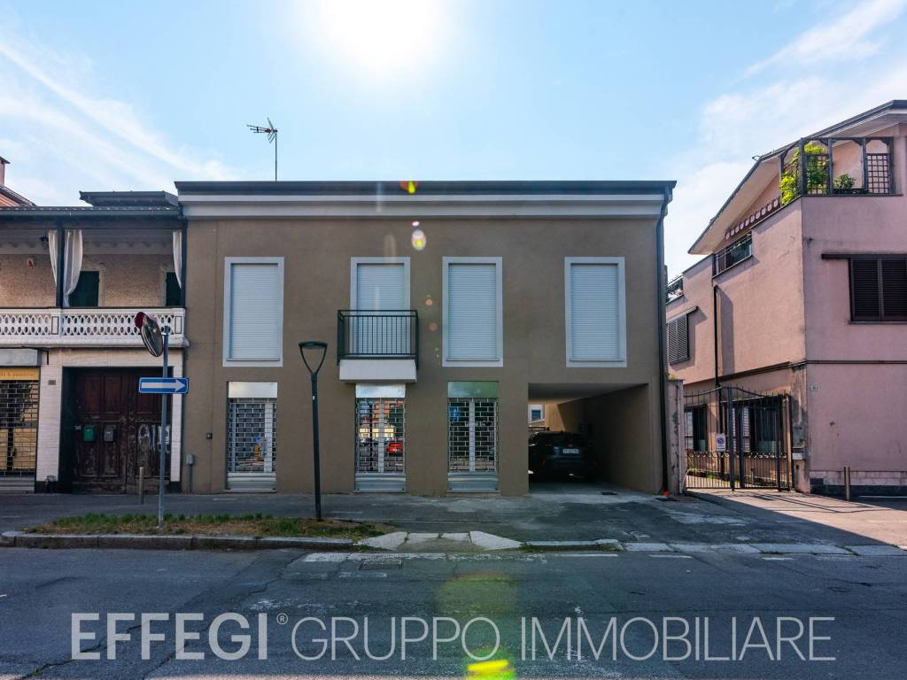 ufficio in vendita a Melzo