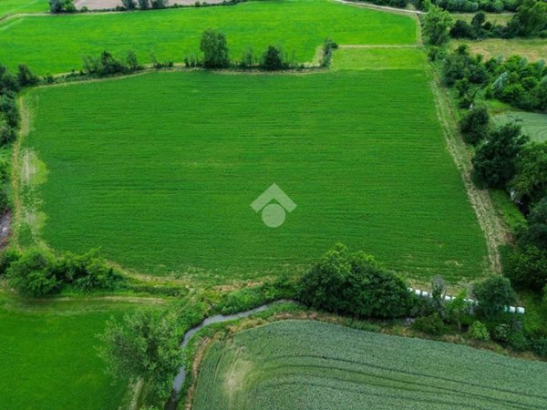 terreno edificabile in vendita a Melzo