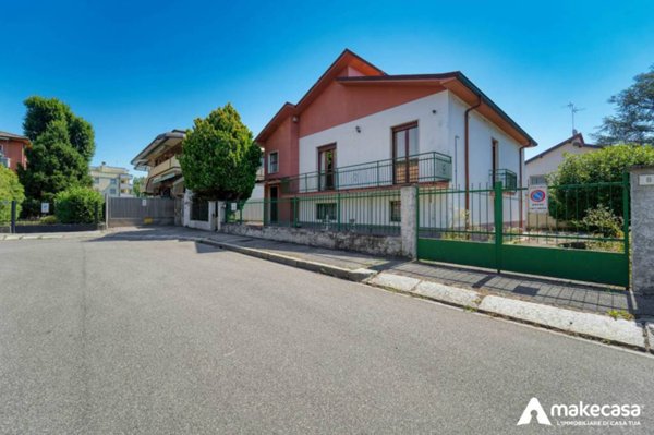 casa indipendente in vendita a Melzo