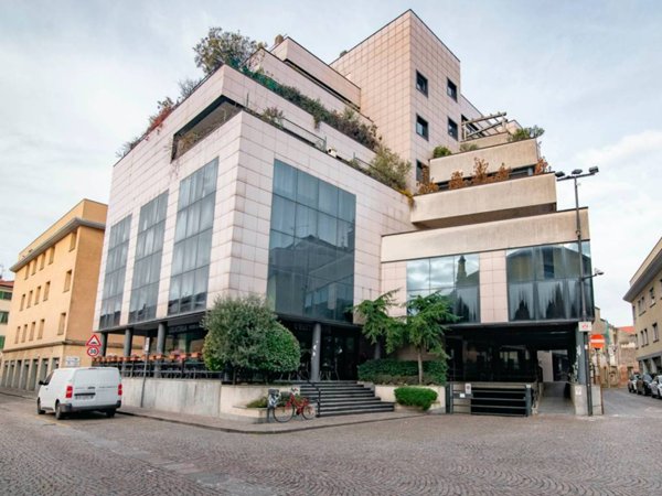 ufficio in vendita a Melzo