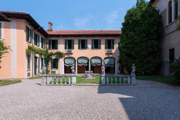 casa indipendente in vendita a Mesero