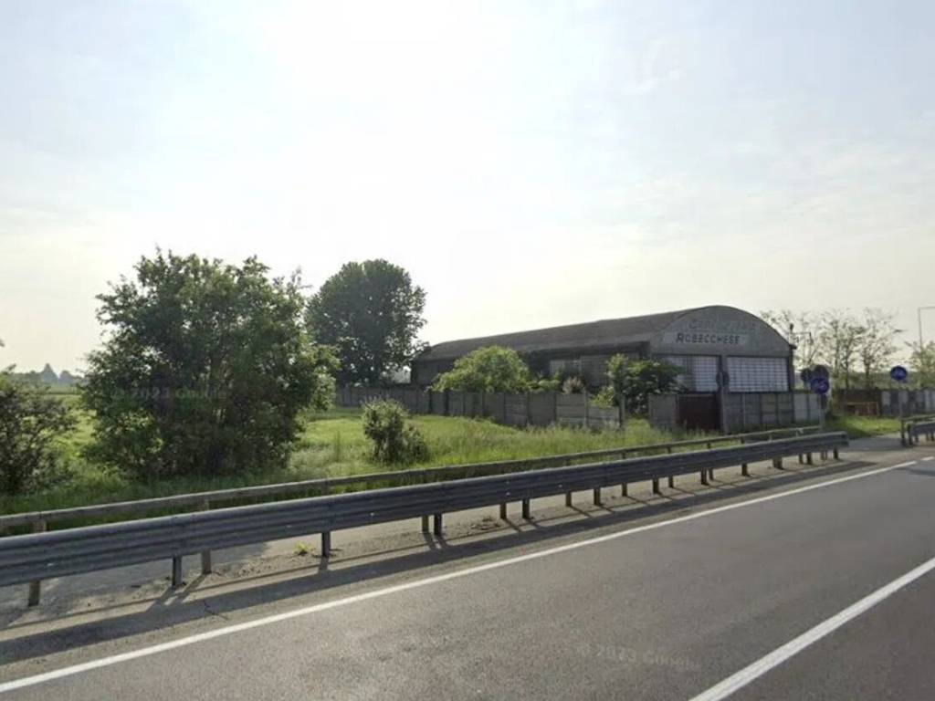locale commerciale in vendita a Mesero